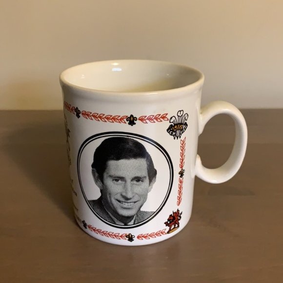 KilnCraft Vintage Diana and Charles Mug - Picture 4 of 7